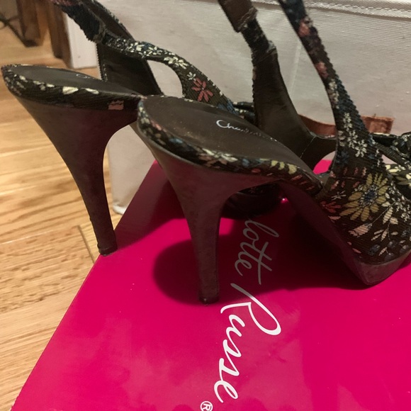 Floral Corduroy heels size 8 EUC - Picture 4 of 6